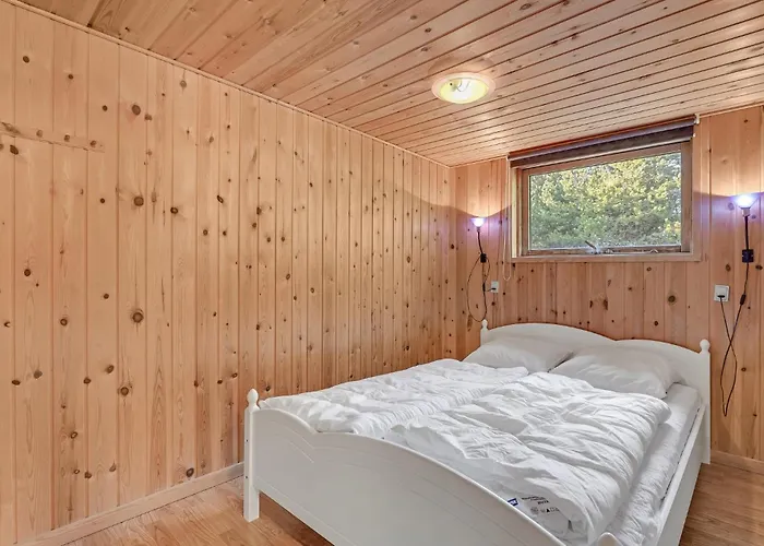 E Mikkelsensvej بيت للعطل